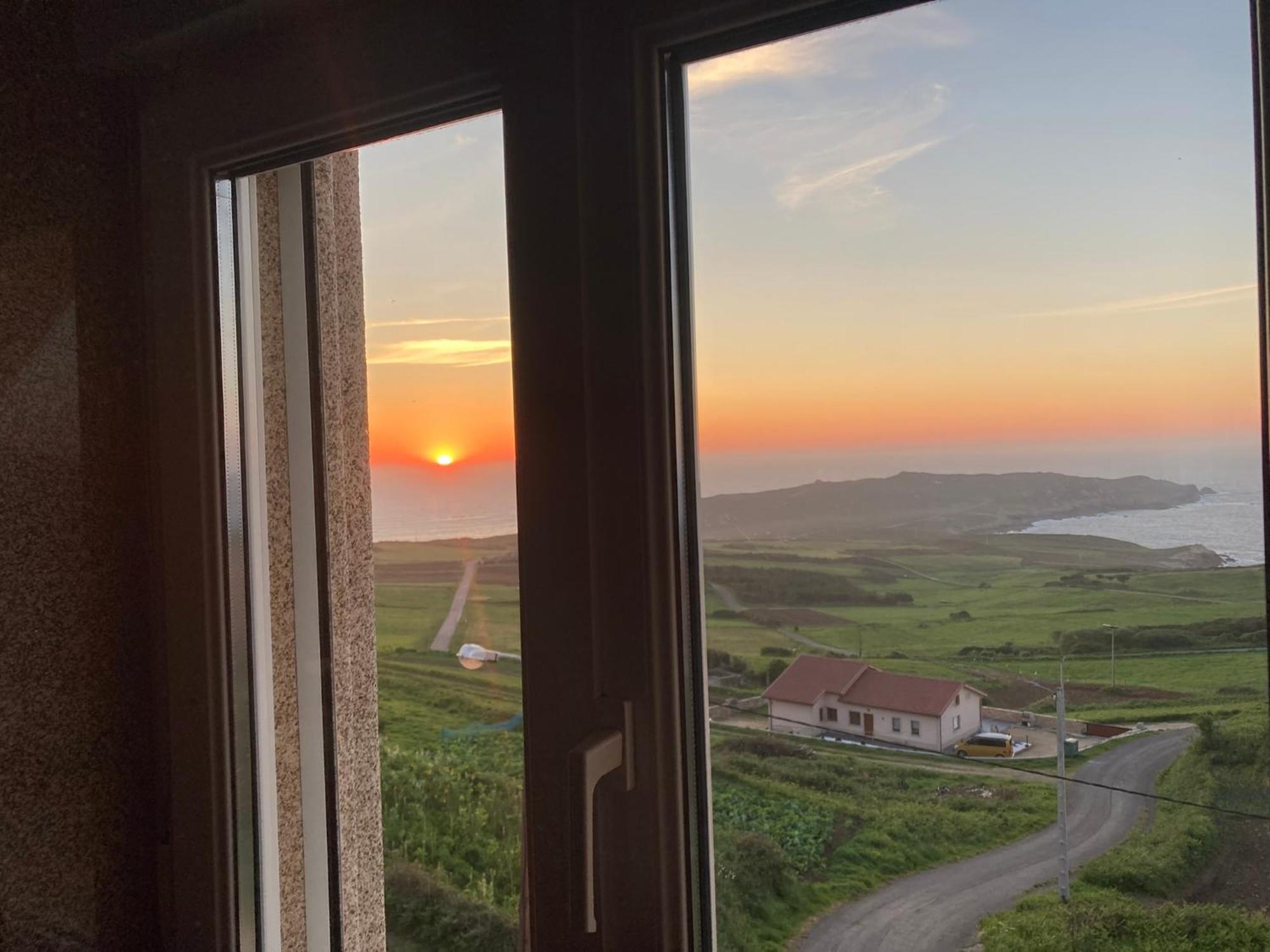 Ferienwohnung Mirador Do Faro Tourinan Muxia Exterior foto